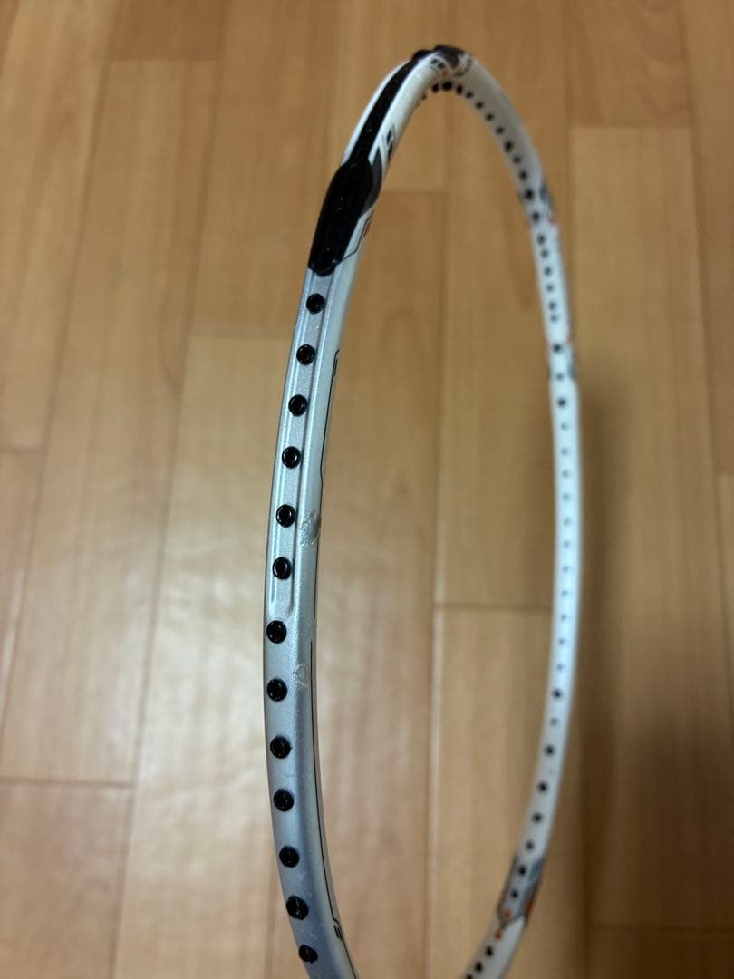 Yonex Voltric 70 E-tune バドミントンラケット3UG5