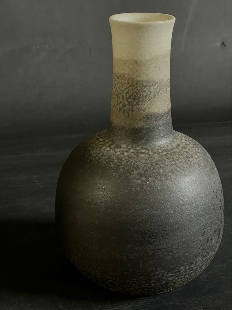 【美品】「母」 炭化 練上 長首壺 小野寺 玄 花入 花器 茶道具 共箱 （Ｂ）