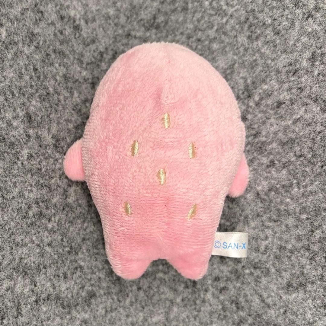 まめゴマ くぷ〜っとぬいぐるみ　さくらゴマ