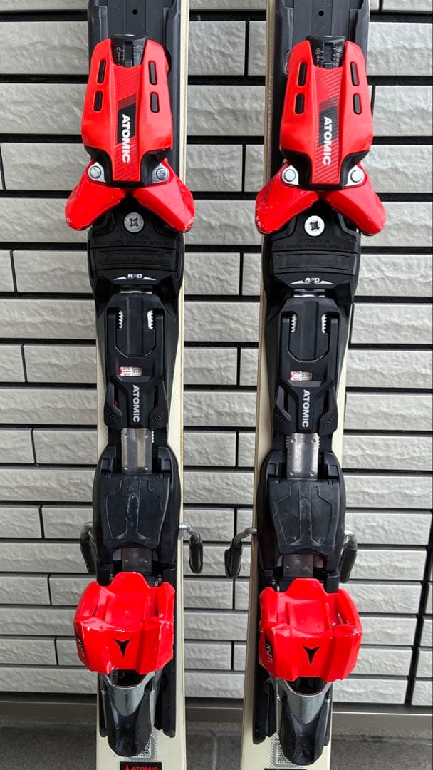 ATOMIC REDSTER S8i スキー板　ケース付