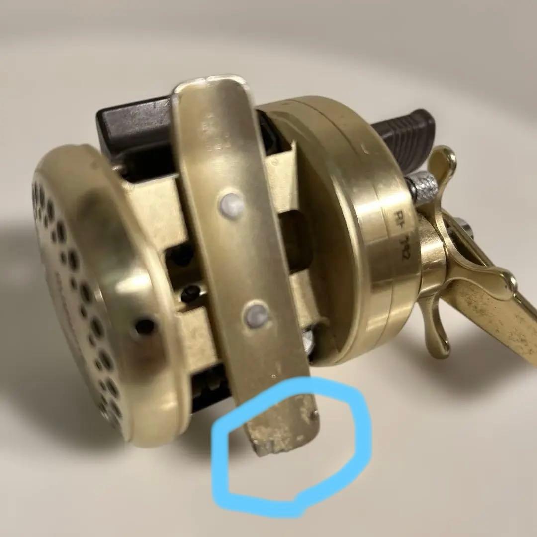 オ*ニ様 SHIMANO シマノCALCUTTA カルカッタ50XT 右ハンドル