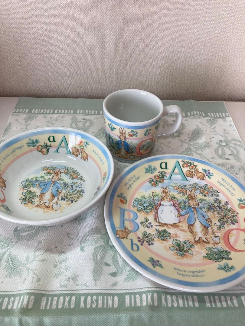 【新品未使用】ウェッジウッド Peter Rabbit ABC 食器セット　元箱