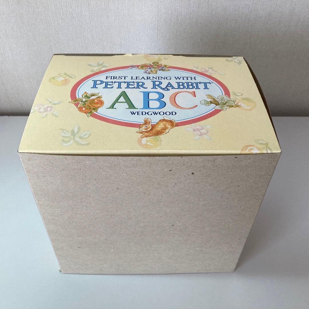 【新品未使用】ウェッジウッド Peter Rabbit ABC 食器セット　元箱