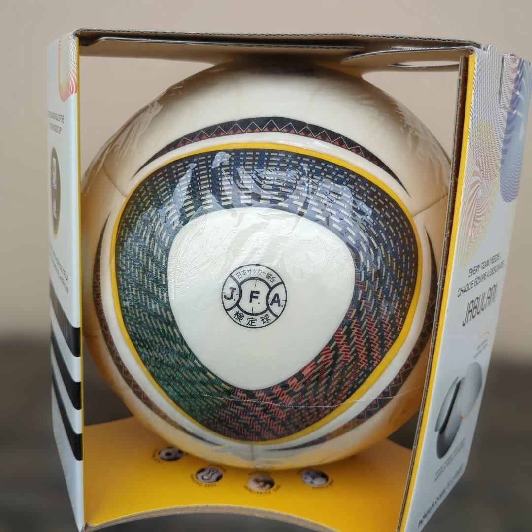 ジャブラニ 2010ワールドカップ 公式球 5号 　新品未使用　箱付