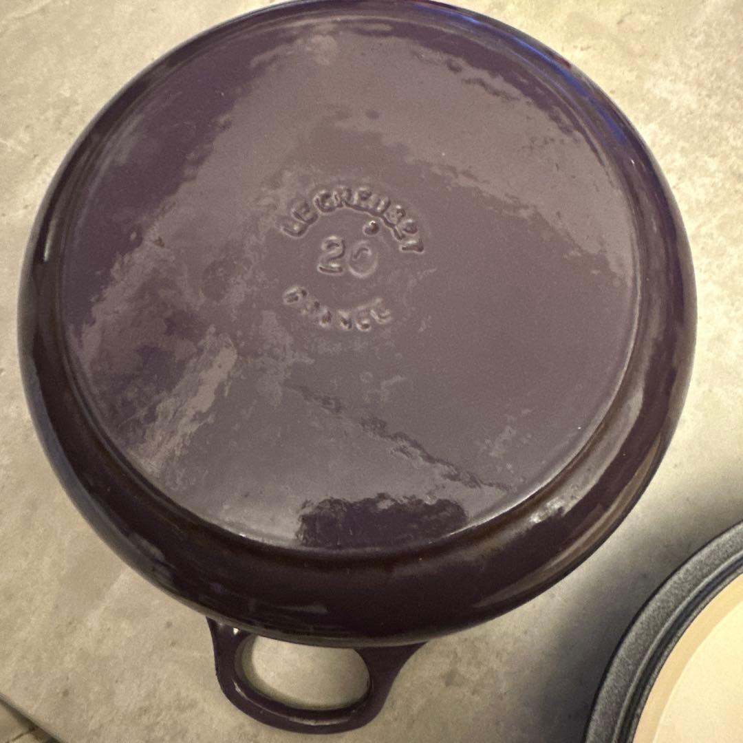 Le Creuset パープル 両手鍋 20cm