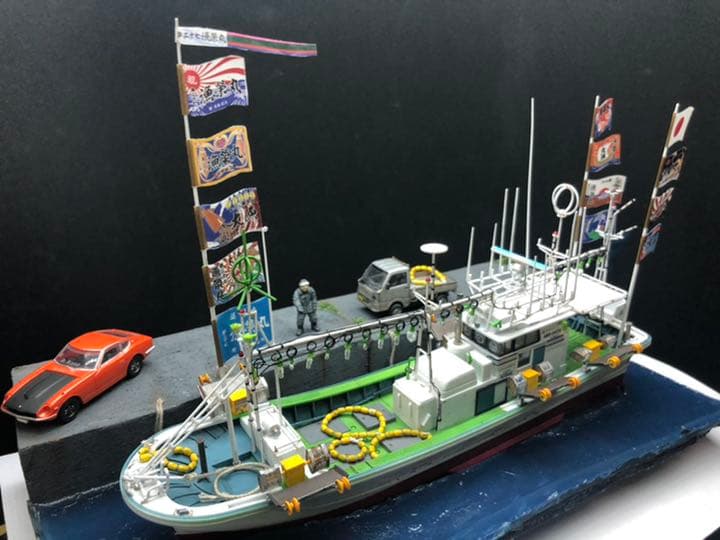 アオシマ イカ釣り漁船完成品 マグロ漁船に変更