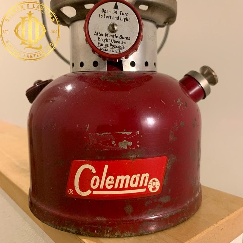 【バーガンディ】Coleman コールマン 200A 1962年3月