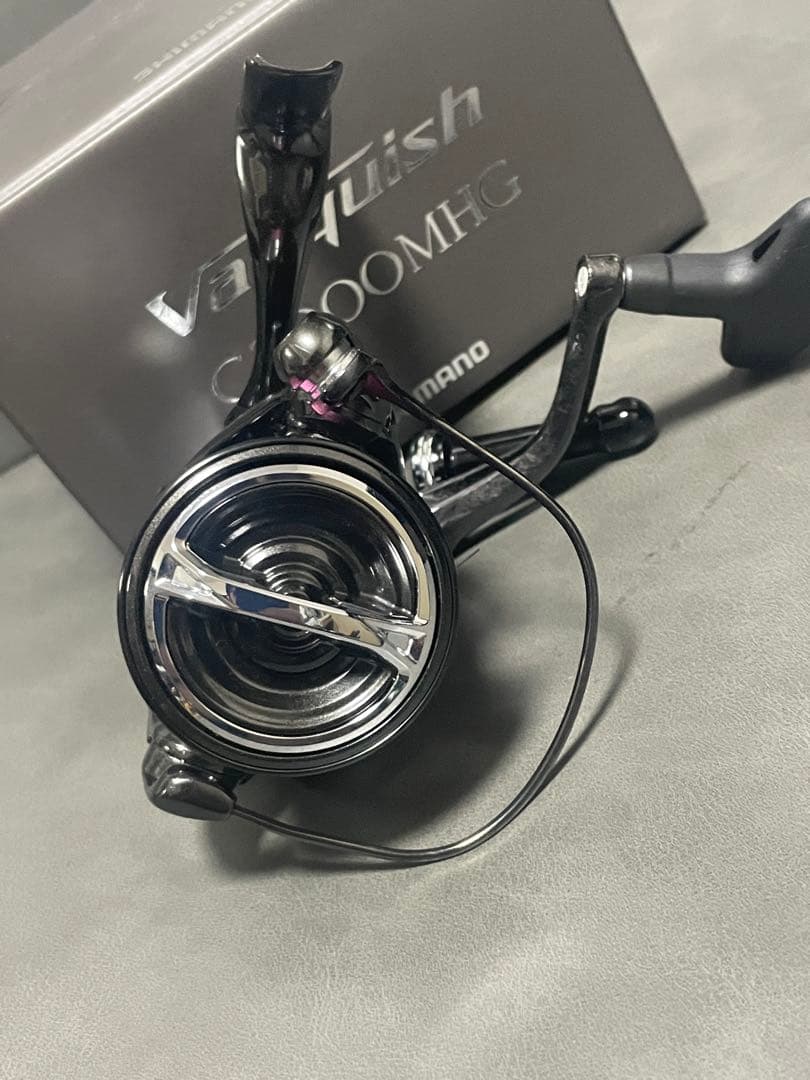 SHIMANO Vanquish C3000MHG スピニングリール