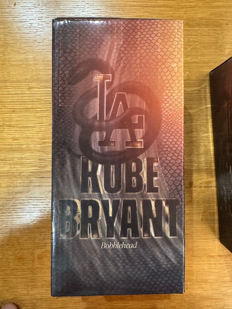 ドジャース　コービーブライアント　ボブルヘッド　8/8　球場限定　非売品