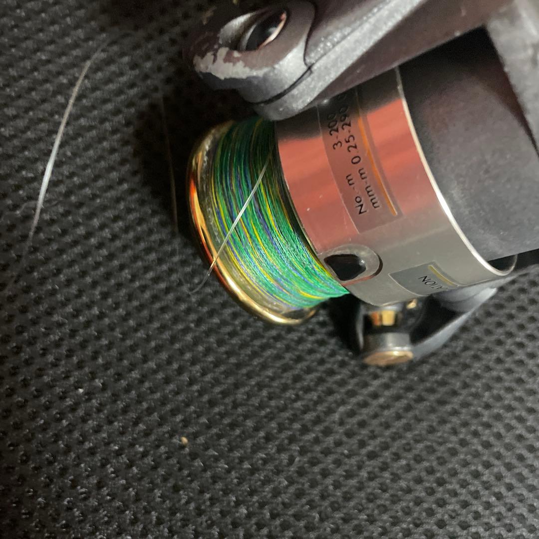 RYOBI  VS 2000 ZM スピニングリール