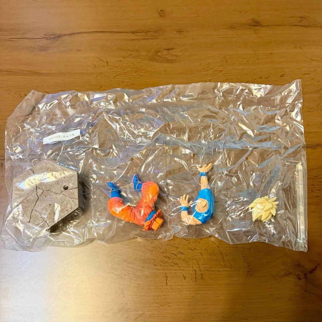 【希少品】ドラゴンボール改　DXFフィギュア　孫悟空　ゴテンクス　孫悟飯　ブウ