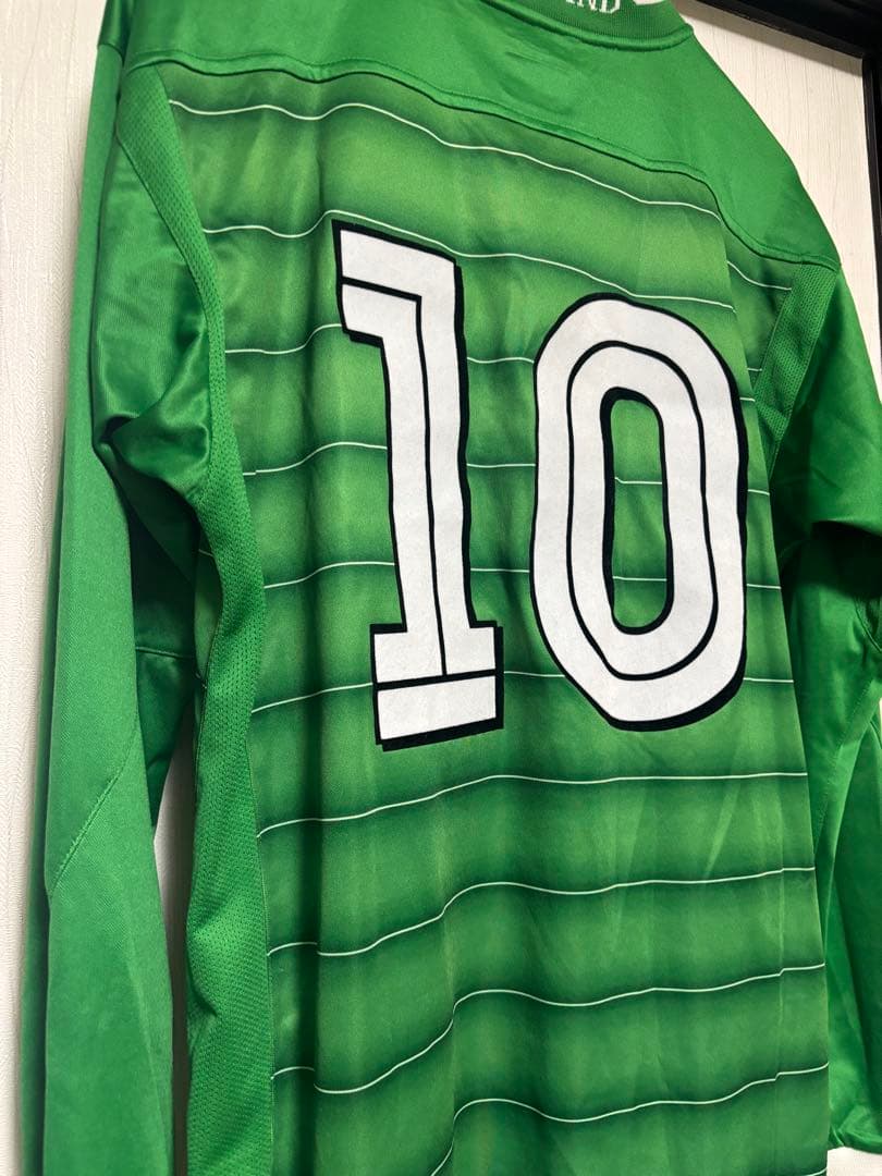アイルランド代表 サッカーシャツ Umbro 緑　ユニフォーム　長袖