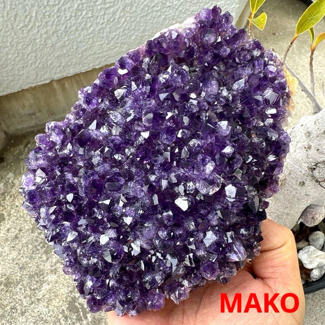 M1616☆アメジストクラスター1.4Kg☆天然石　原石☆N50210-B