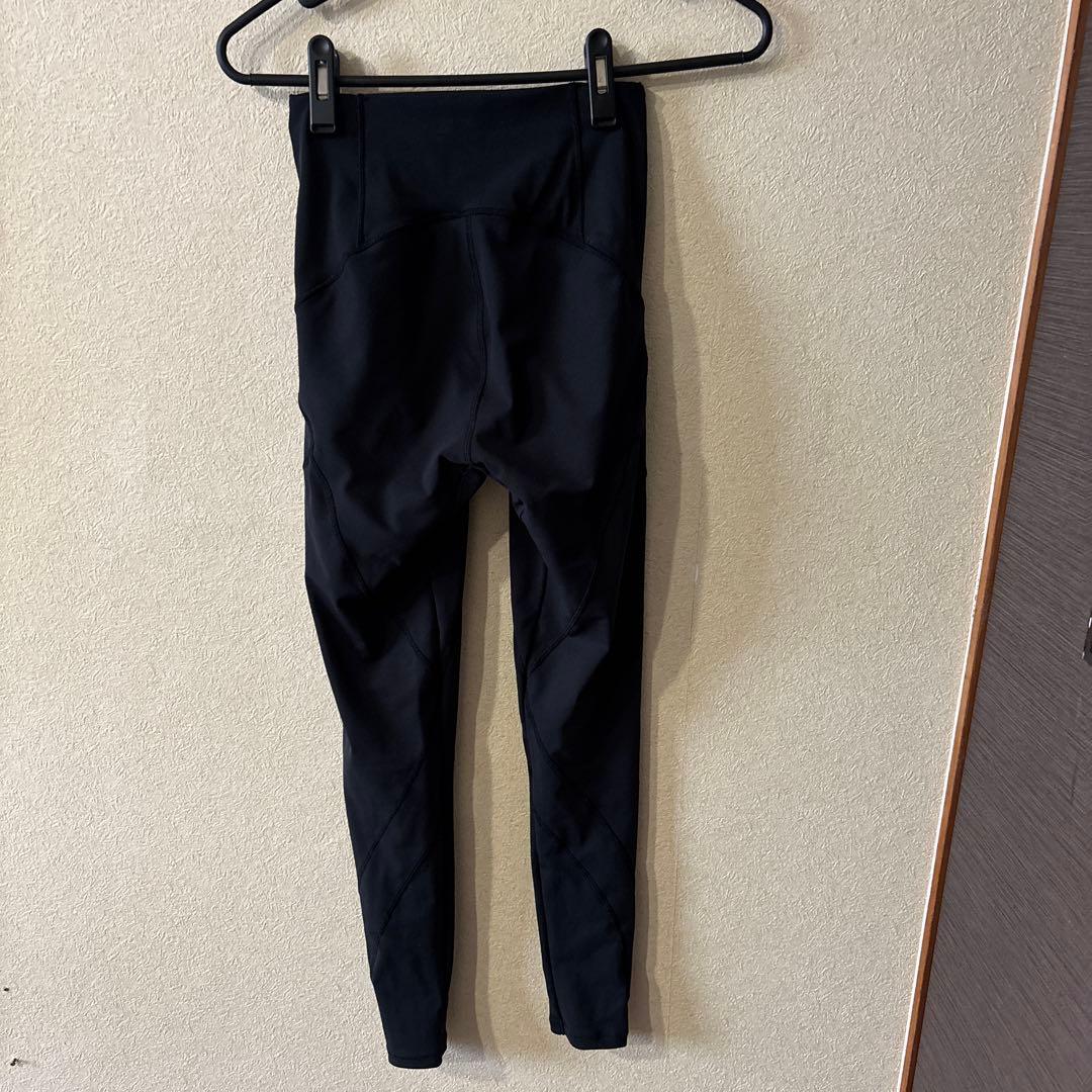 [試着のみ]パーフェクトフォームレギンス Mサイズ