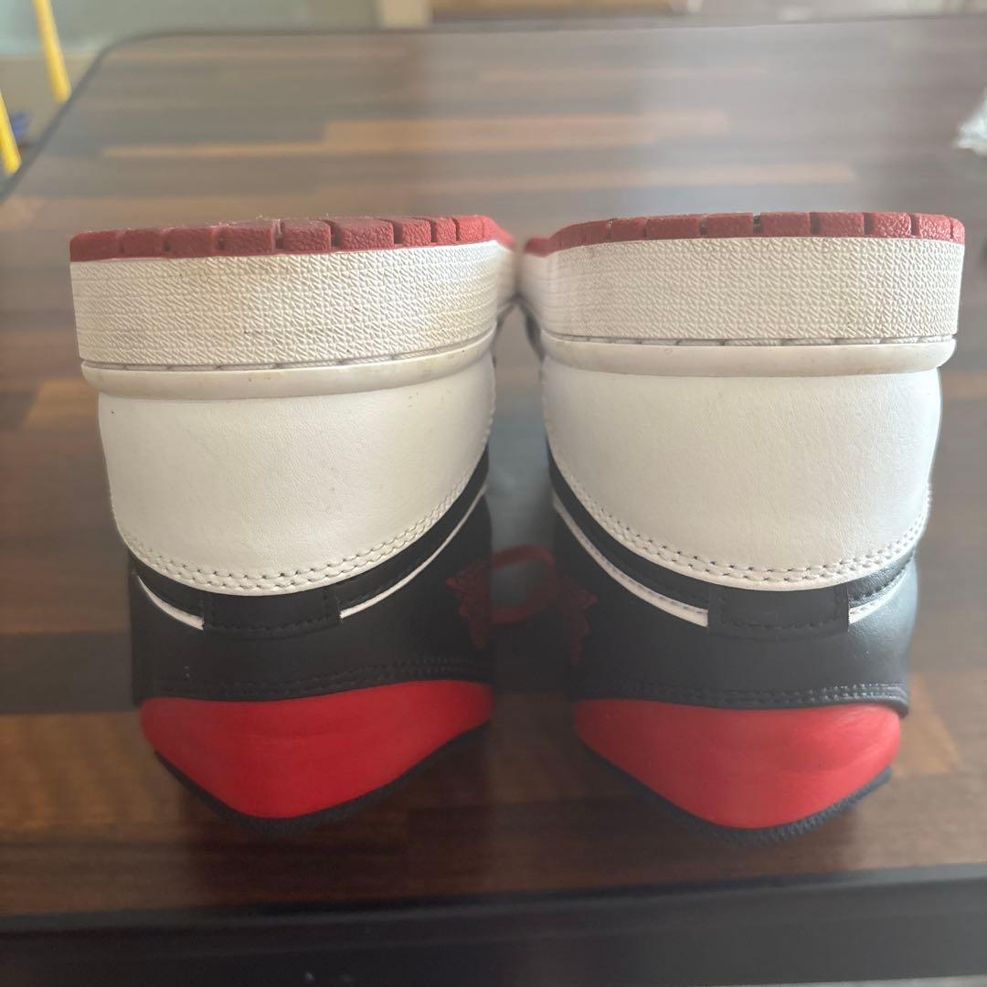 ジョーダン1 MID