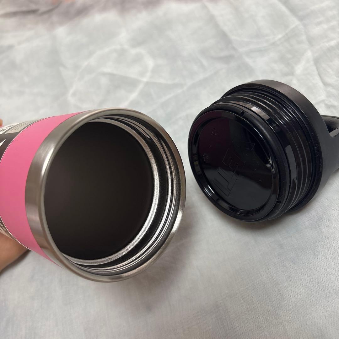 ハワイ現地購入品　YETI 水筒　18oz