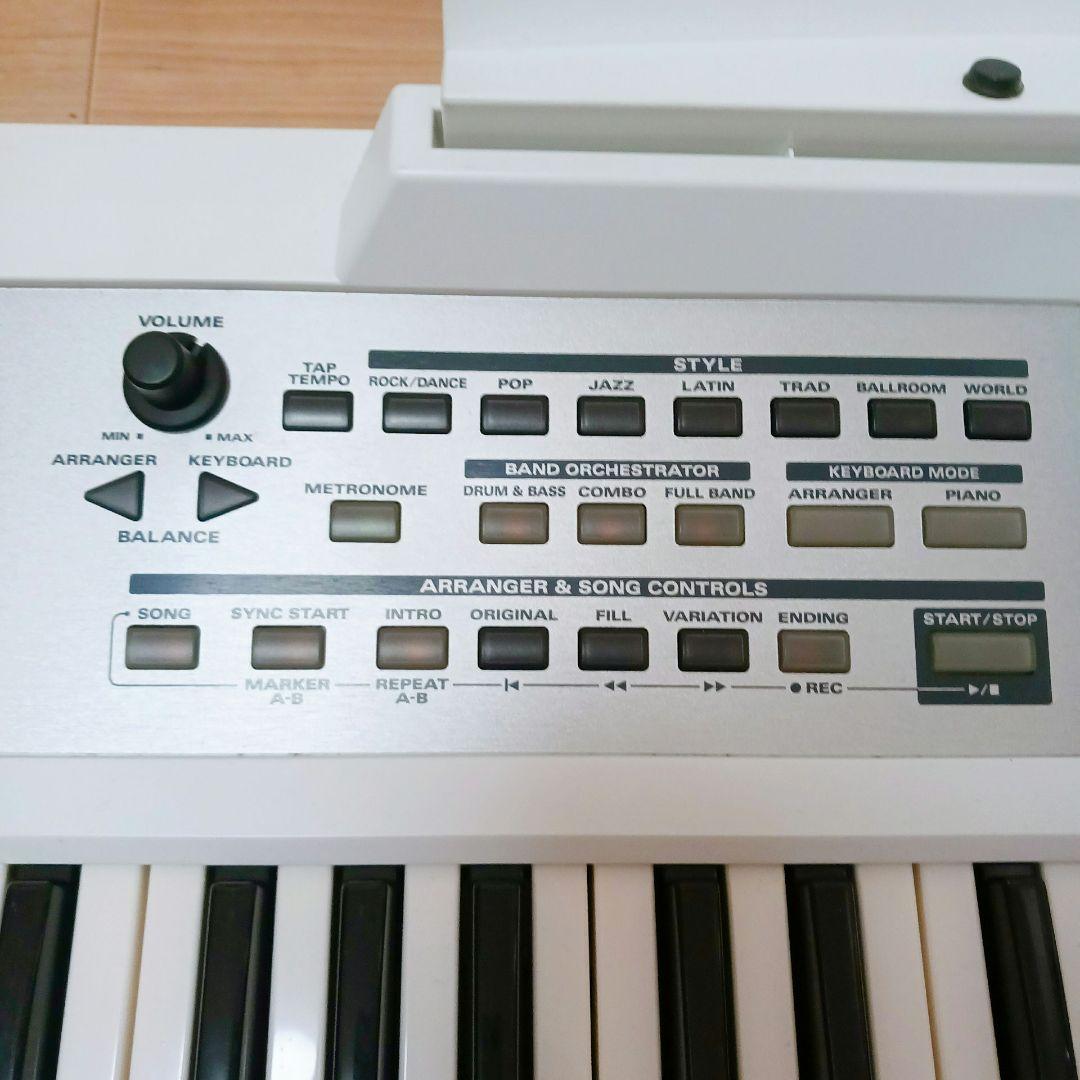 Roland E-09W シンセサイザー キーボード 61鍵 音源内蔵