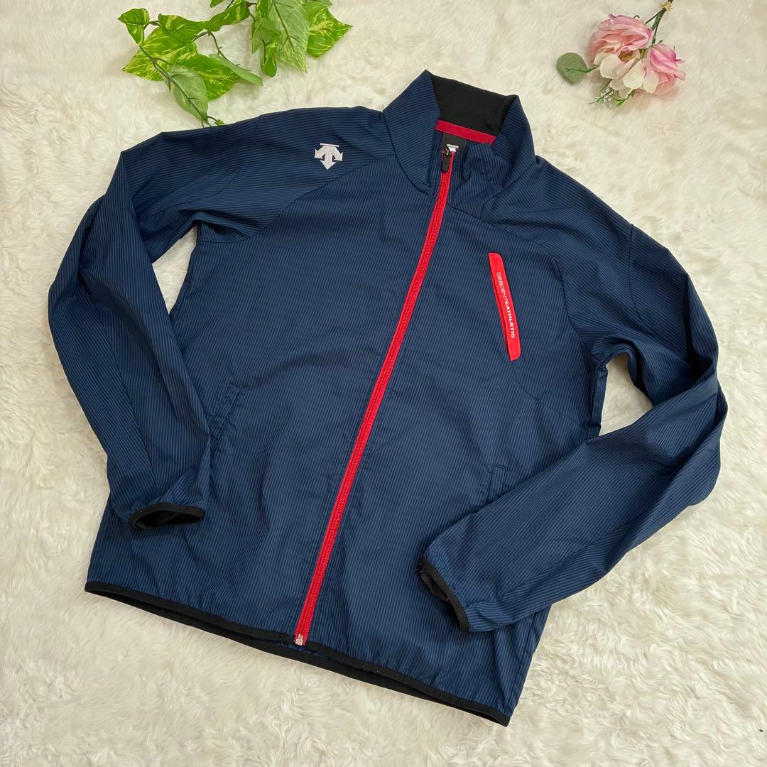 DESCENTE　デサント　ナイロン上下セット　ネイビー　Lサイズ