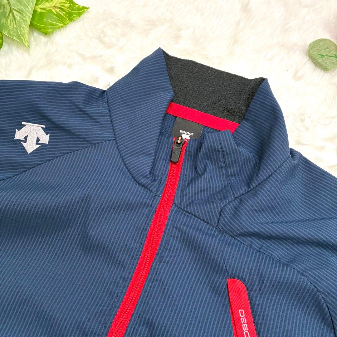 DESCENTE　デサント　ナイロン上下セット　ネイビー　Lサイズ