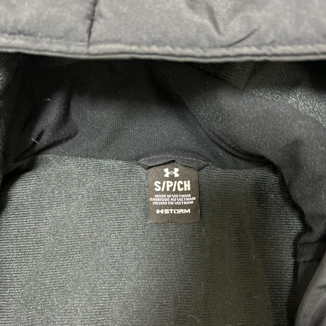 UNDER ARMOUR 黒 ベンチコート