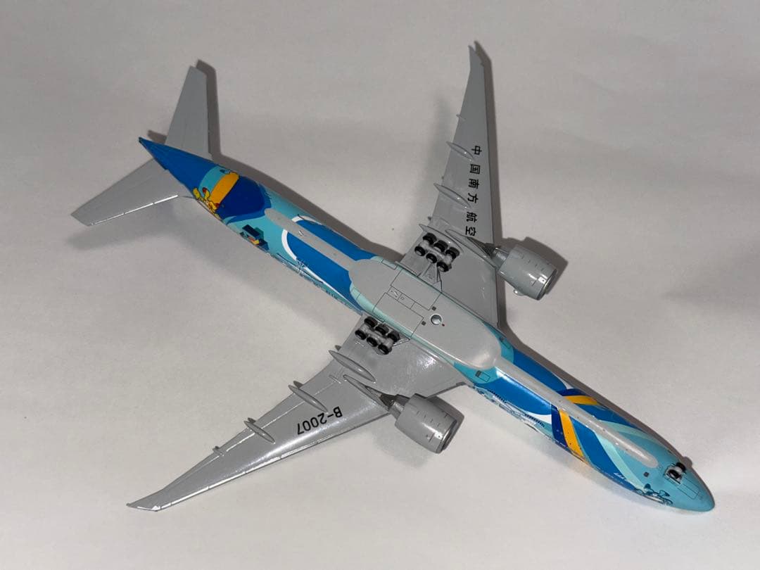 中国南方航空 B77W 1/400