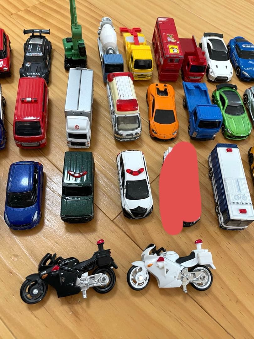 ミニカーセット 約40台 パトカー・消防車含む　トミカ