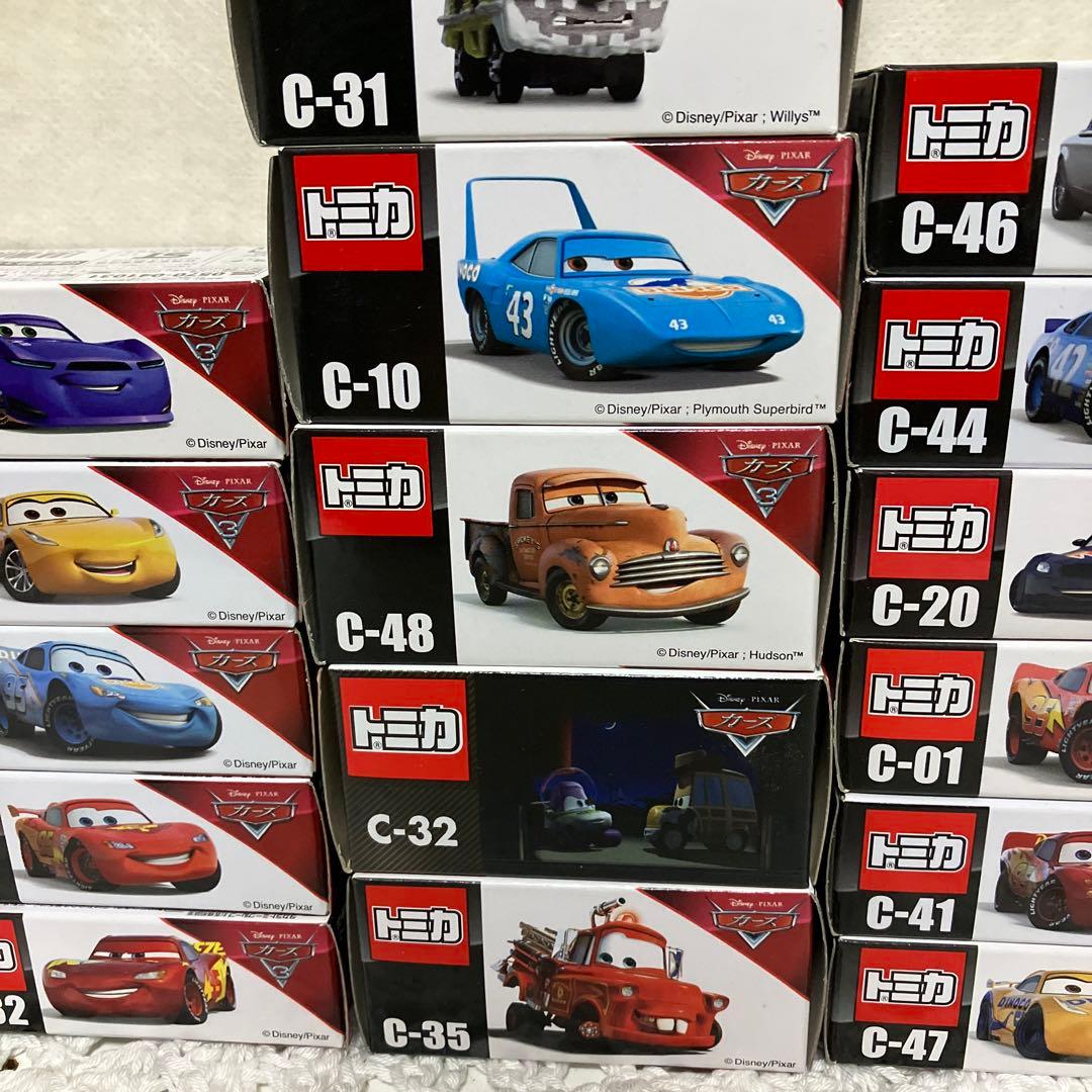 【新品未開封】ディズニーパーク限定　カーズ　トミカ　18箱