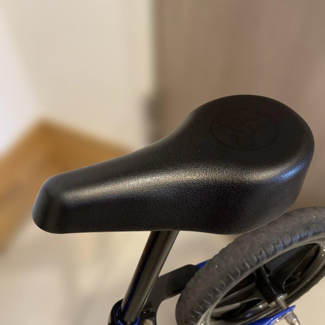 美品　STRIDER スポーツモデル 青