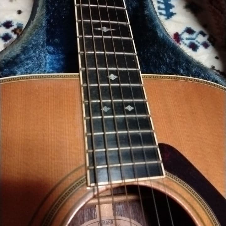 YAMAHA L-8 アコースティックギター 専用ケース付