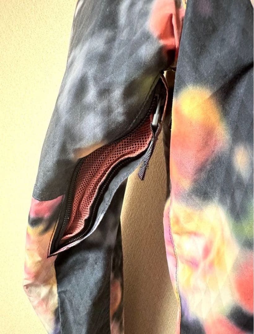 Burton Living liningスノーボードウェア