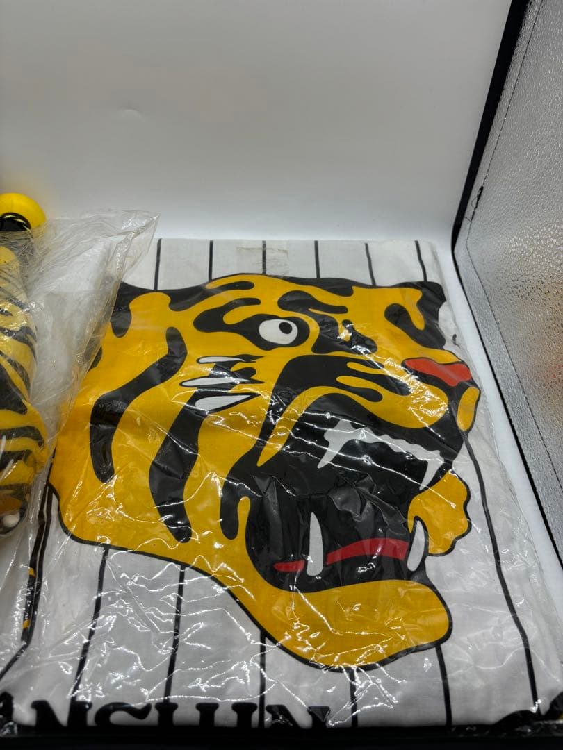 阪神タイガース　猛虎咆哮　応援メガホン　虎顔　当時物