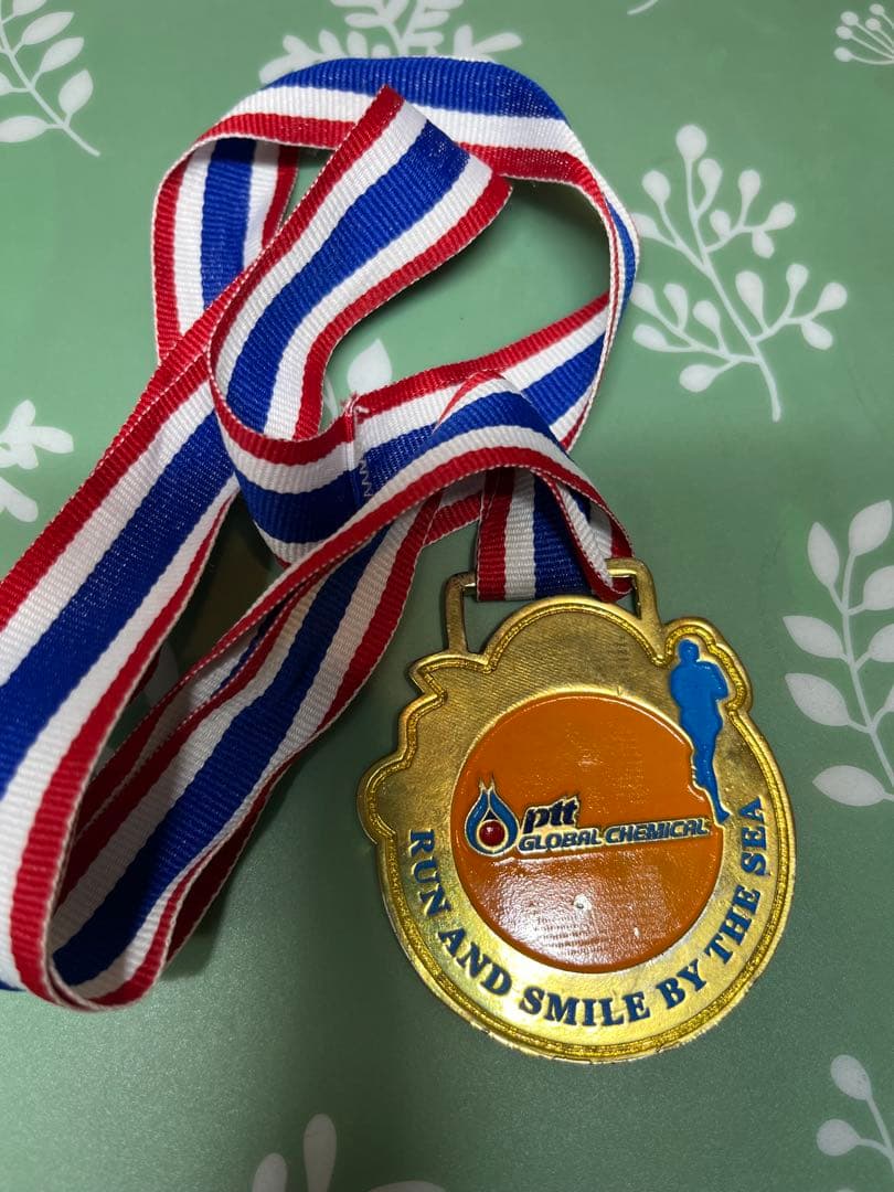 海外マラソン　メダル　完走thaiタイ泰Finisher/Marathon