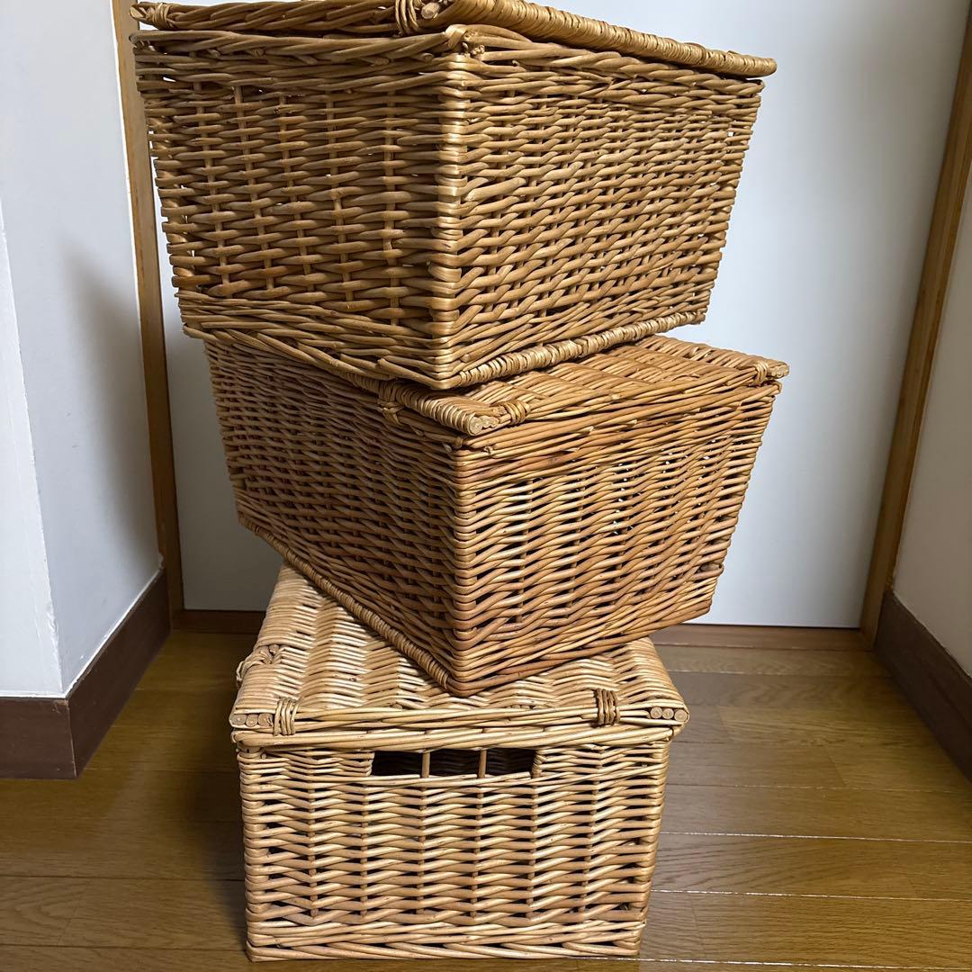 蓋付き籐バスケット