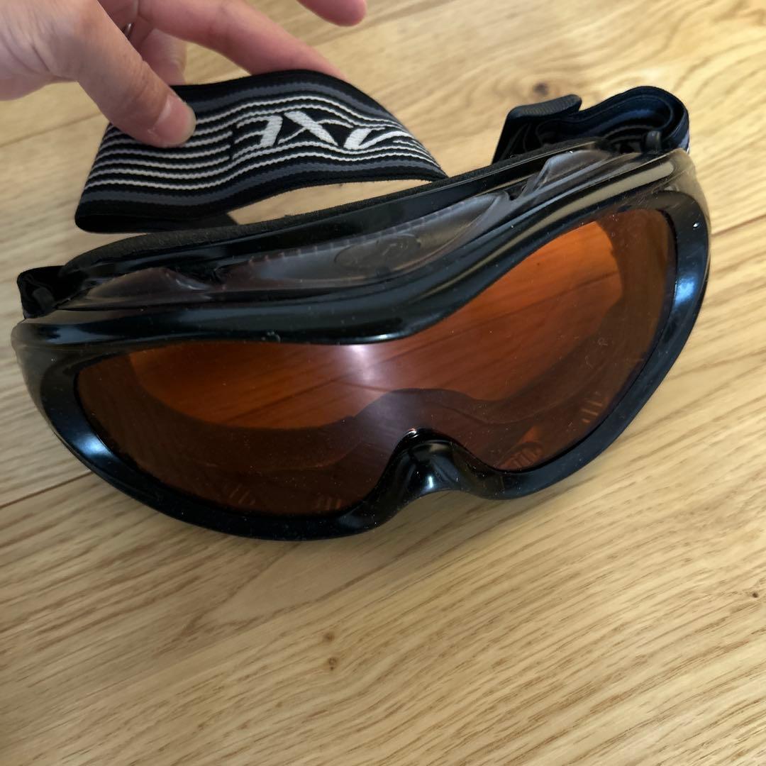 美品！スノーボードウエア上下セット　ゴーグル付き！