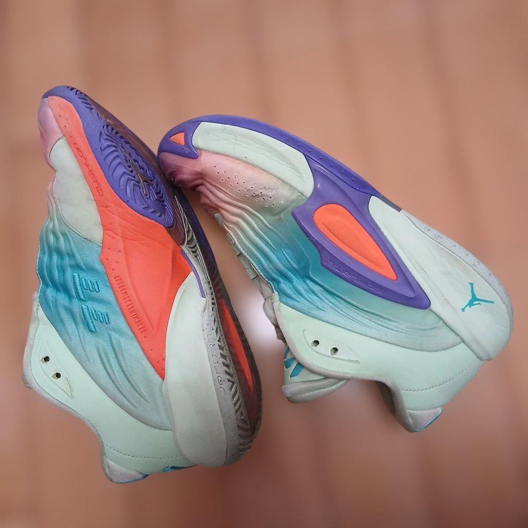 JORDANLUCA3　バッシュ グラデーション27cm