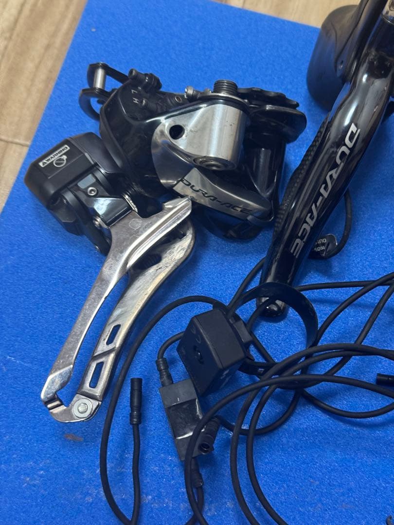 Shimano シマノ Dura ace di2 9070 2x11s