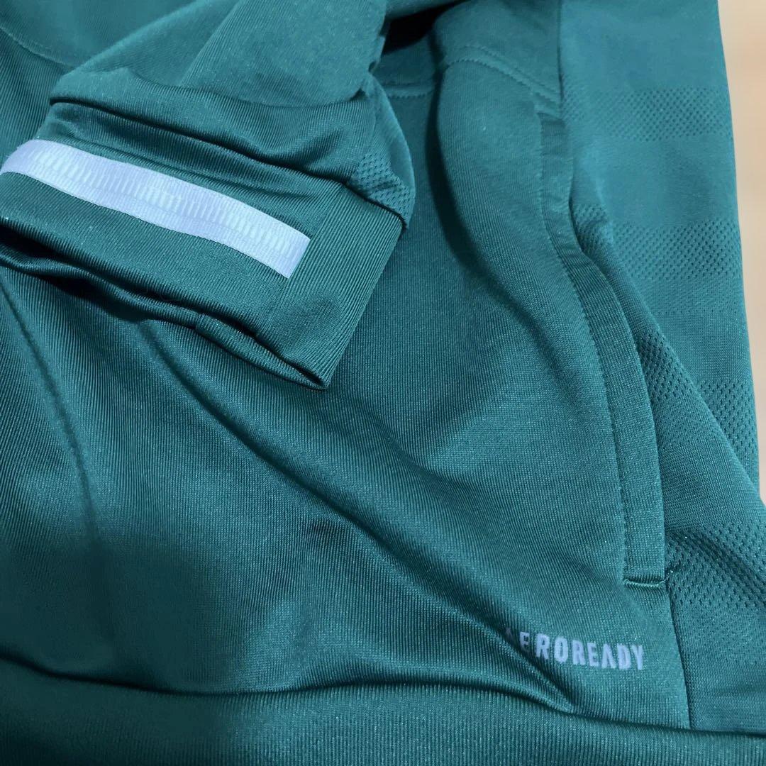 adidas トヨタヴェルブリッツ　ラグビー　パーカー　5xo 2xlくらい