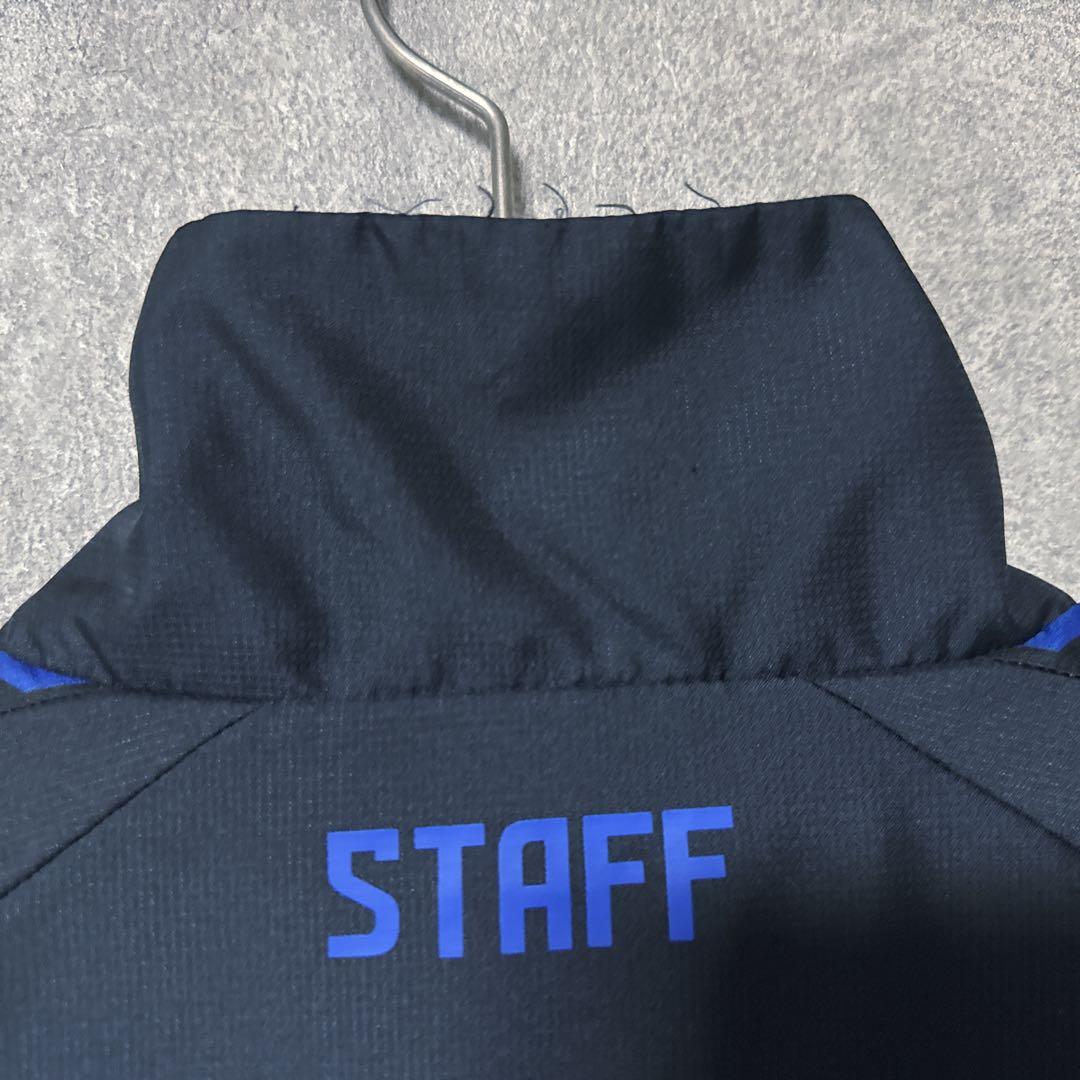 hummel ヒュンメル ガンバ大阪 STAFF ロゴ ナイロンジャケット M