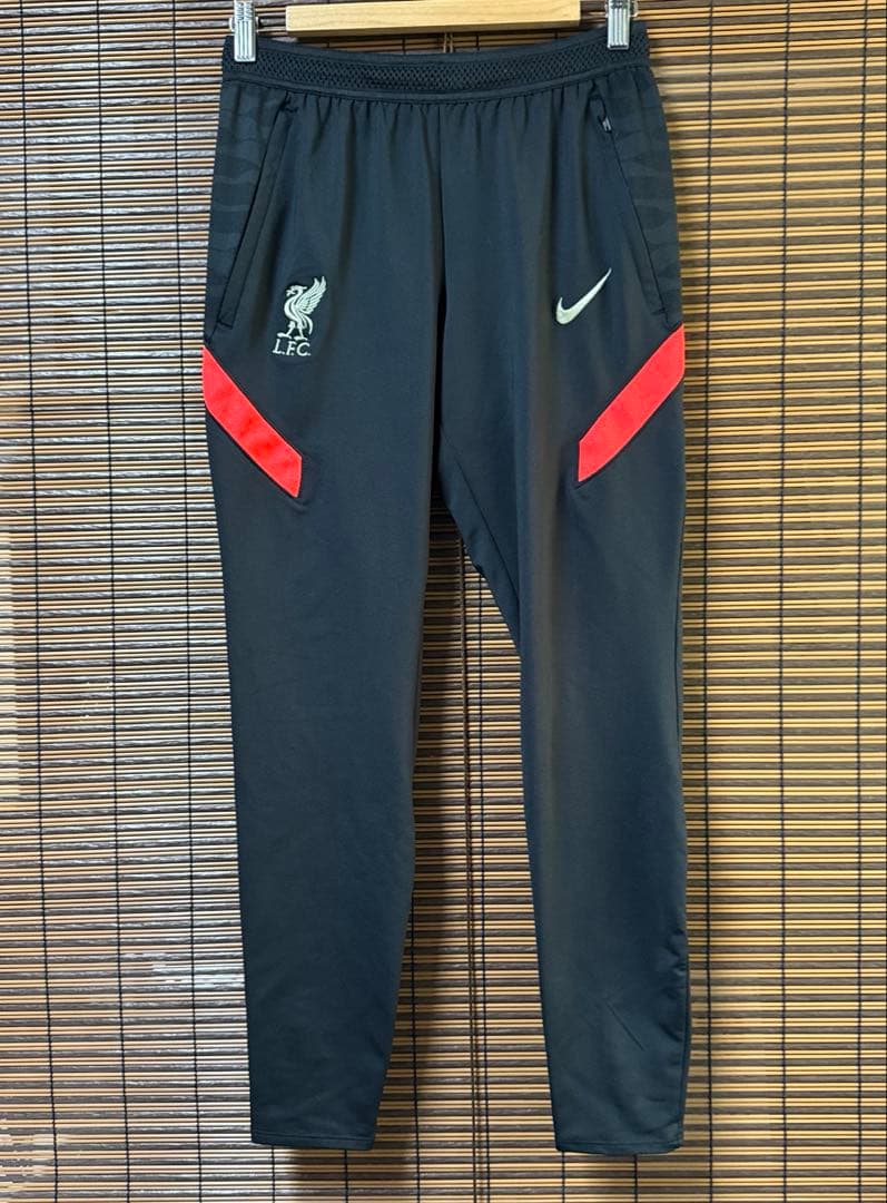 リバプール F.C トレーニングセットアップ