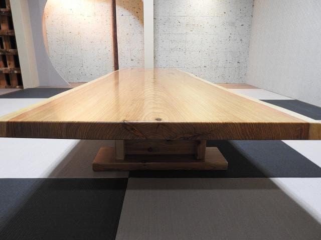 №7秋田杉一枚板☆座卓☆巾広貴重品！新入荷。