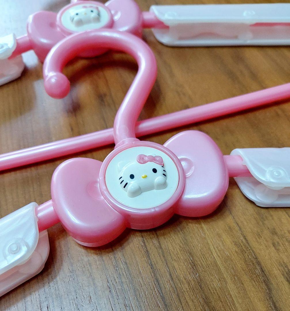 ハローキティ　HELLO KITTY　ハンガー