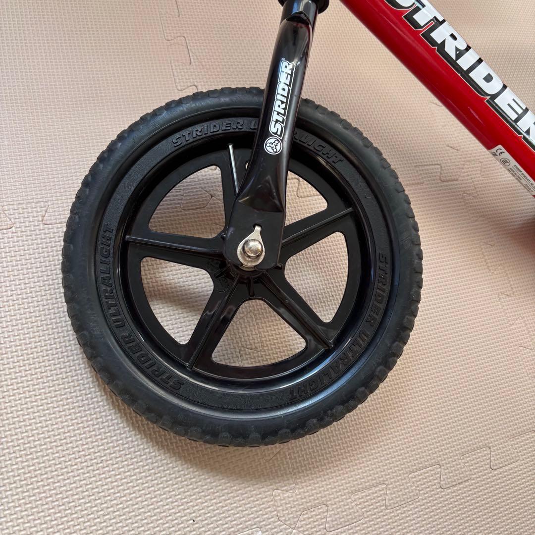 STRIDER スポーツ バランスバイク レッド