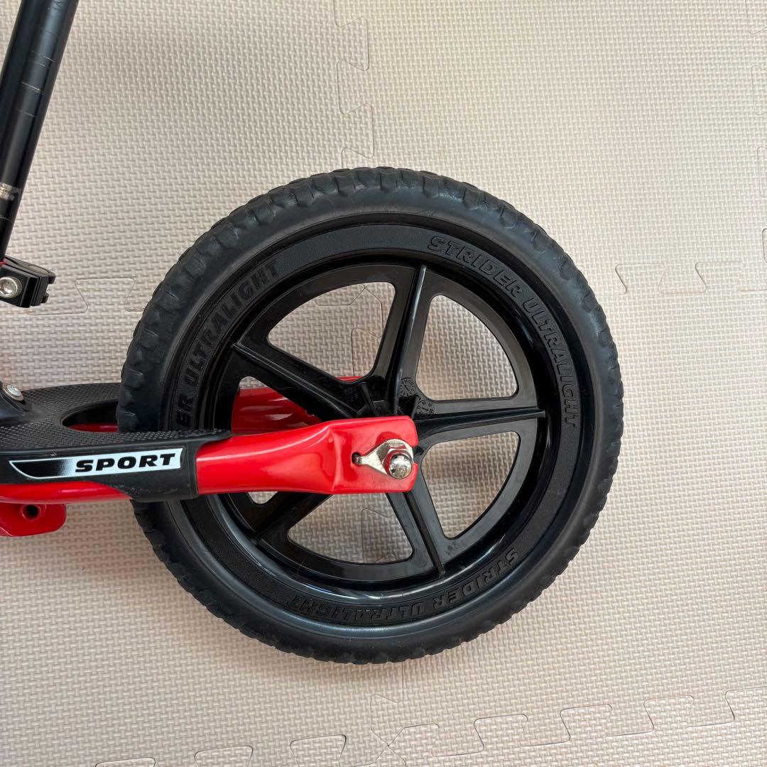 STRIDER スポーツ バランスバイク レッド
