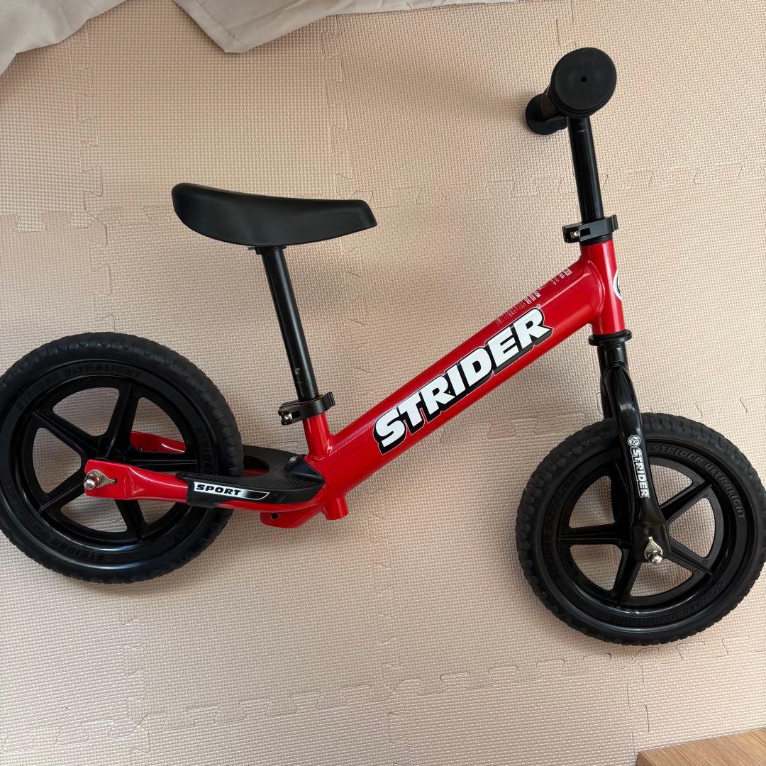 STRIDER スポーツ バランスバイク レッド