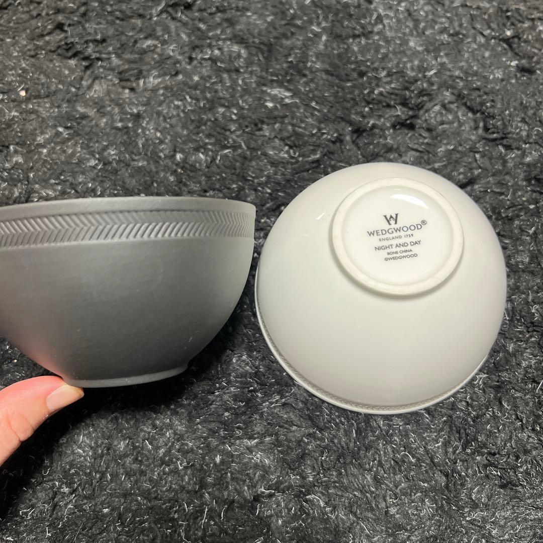 【廃盤品】ウェッジウッド　ナイト&デイ　ヘリンボーン　黒・白セット