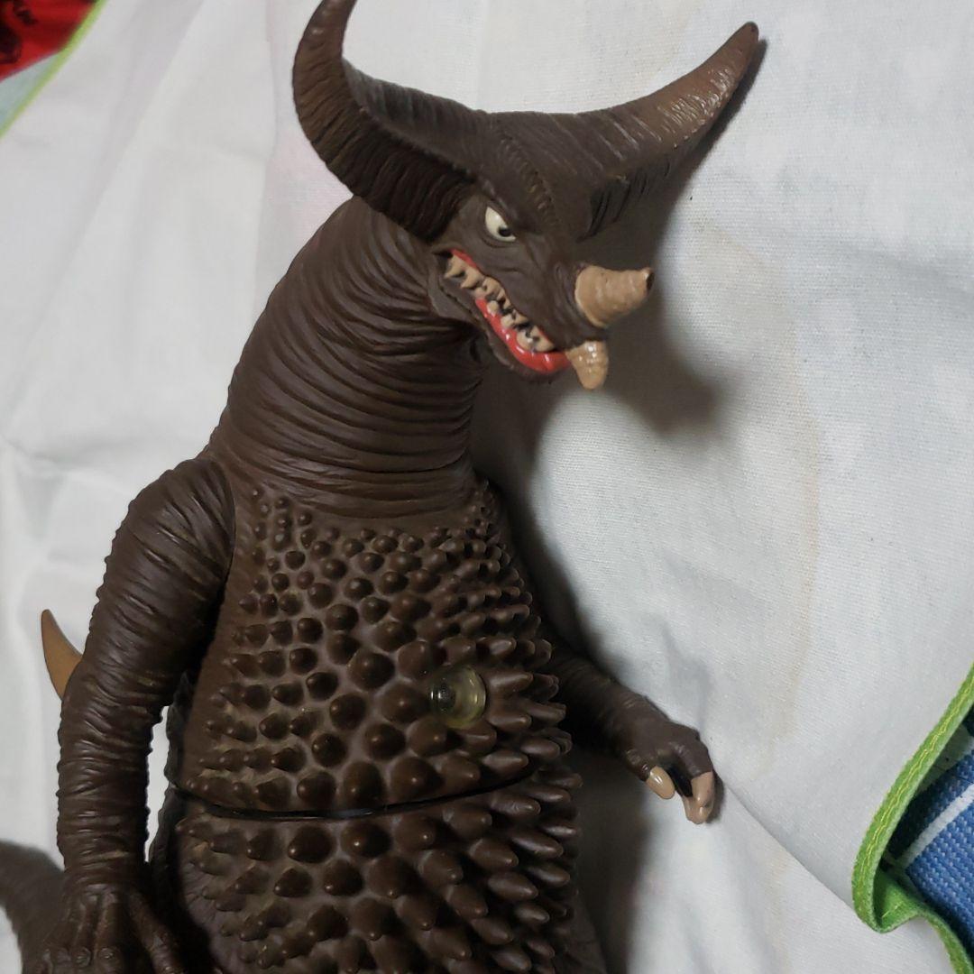 ウルトラ怪獣  ゴモラ