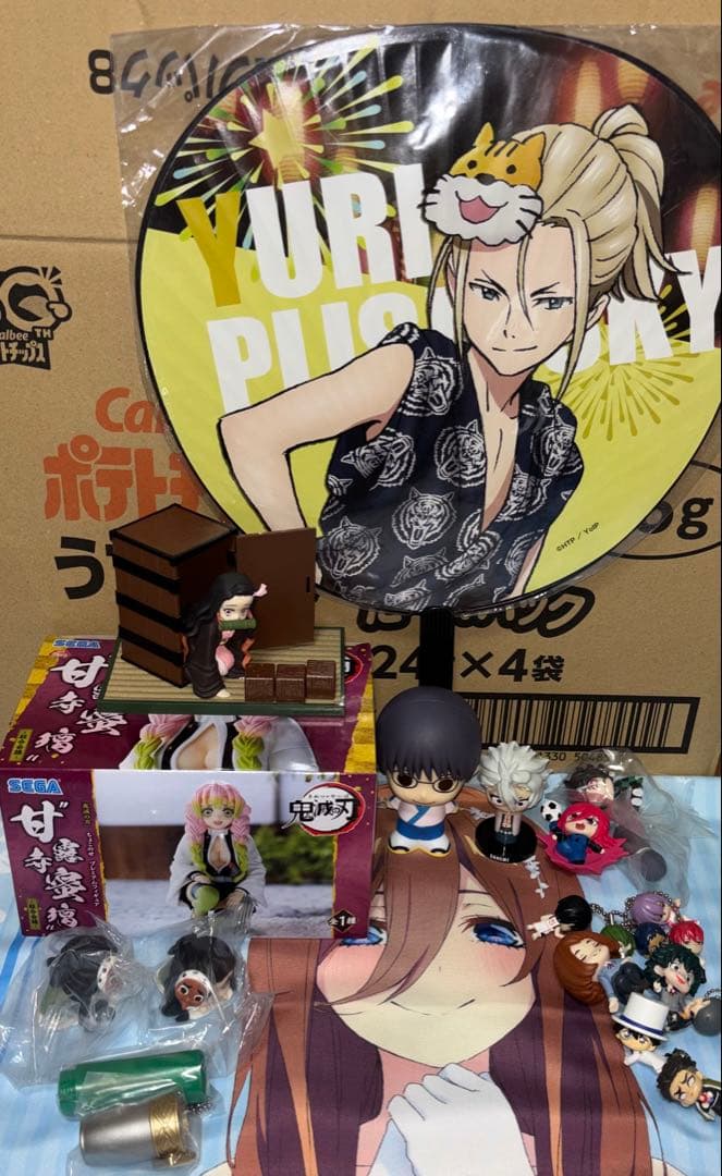 アニメグッズまとめ売り 大量 ノンジャンル 鬼滅の刃 ハイキュー アイナナ