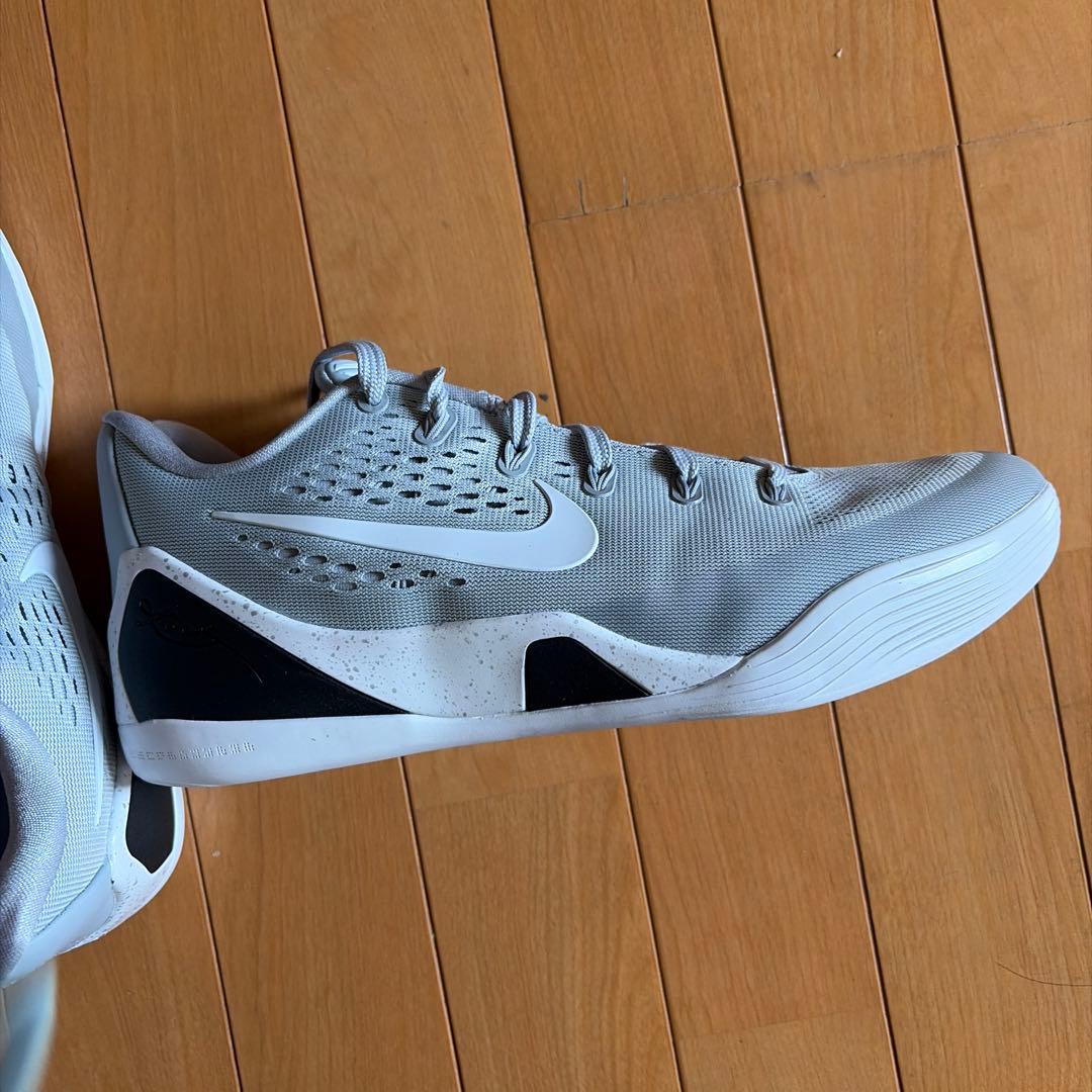 Nike Kobe 9 グレー シューズ