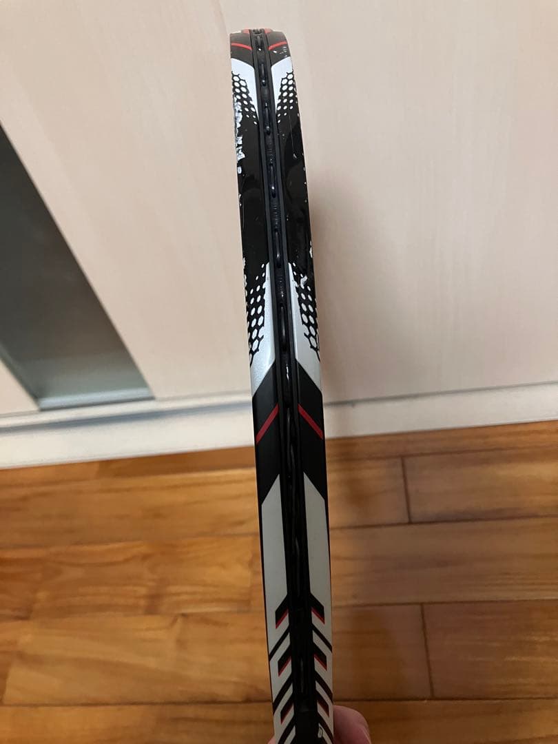 10-R 軟式テニスラケット 黒と赤