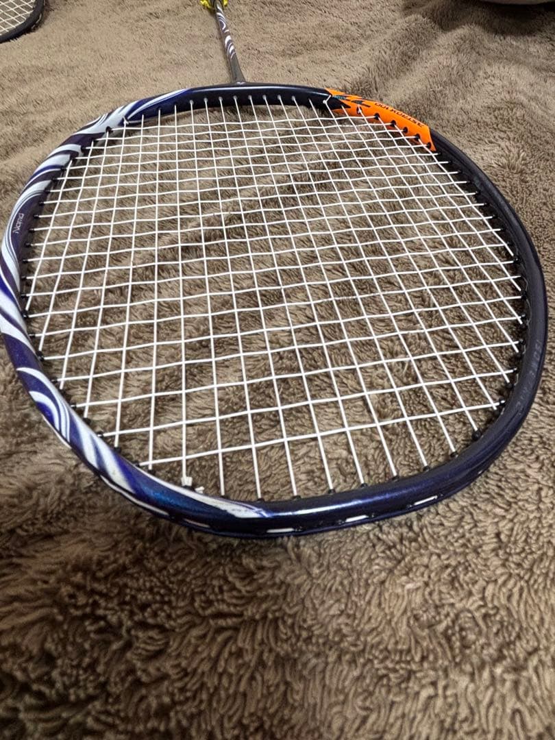 YONEX アストロクス100zz 4u5 ダークネイビー 2本